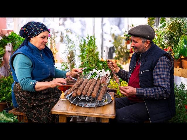  Traditional Azerbaijani Lula Kebab: Outdoor Cooking 