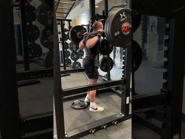 275 lbs right before i hit 315!!!! #motivation #gym #squat #bodybuilding #fyp #fitnessmotivation