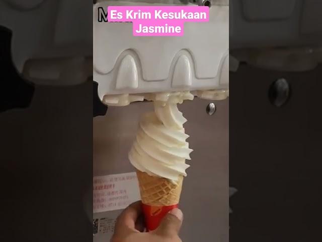 Ice Creame Mixue Kesukaan Jasmine ||Klik Link #shorts #shortsfeed #jasminenaomimikayla #fyp #mainan