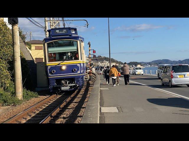 2025 1 1江の島電鉄の風景＜Scenery of Enoshima Electric Railway on January 1, 2025＞