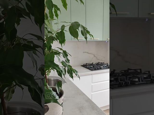 Зелёно белая кухня - DKP.BY