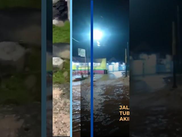 Aspal Baru Di Tuban Terkelupas Akibat Banjir #breakingnews #shorts #viralvideo #fyp #news #short