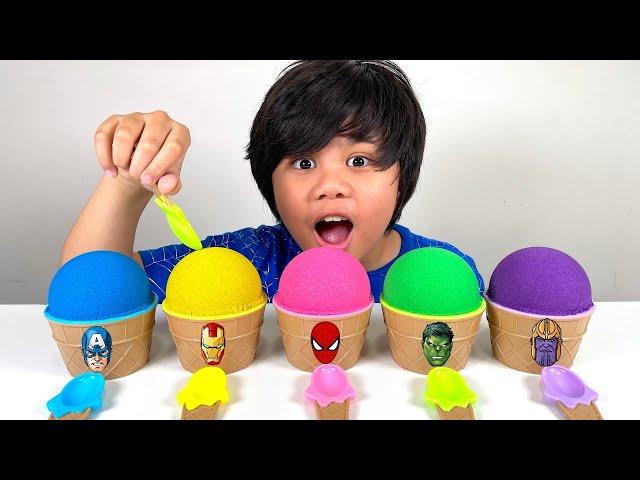 Troy Pretend Play with Kinetic Sand Ice Cream Surprise Toys Fun