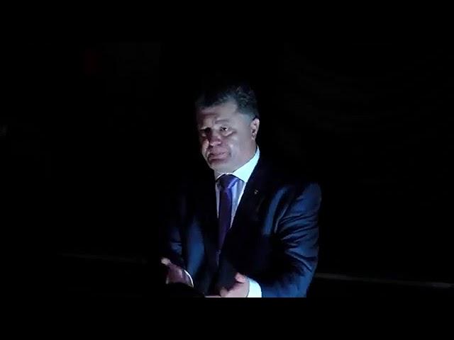 Защитник русского языка Петр Порошенко. Апрель 2014