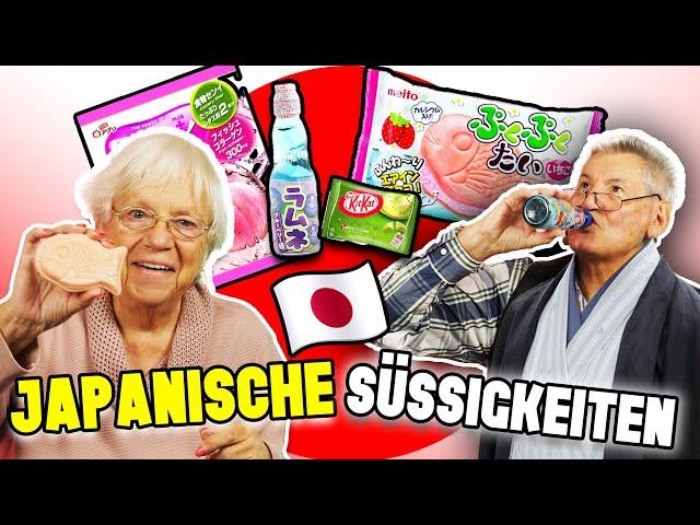 Senioren probieren JAPANISCHE Süßigkeiten | Oma Geht Steil 