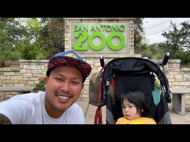 FULL TOUR of the San Antonio Zoo and the Kiddie Park! | Checking out different Mold-O-Rama machines!