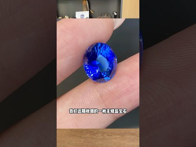 五克拉的皇家蓝二手值多少？ #jewelry #珠宝 #diamond #高级珠宝 #彩宝 #sapphire #宝石 #gemstone