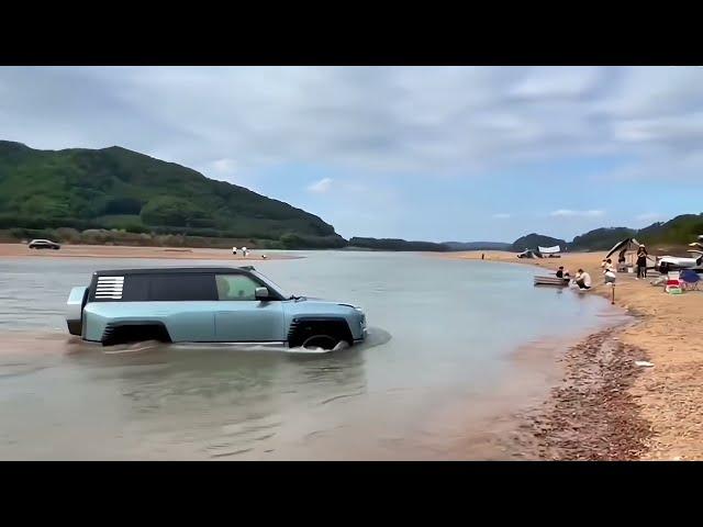 BYD Yangwang U8 driving in water and sand