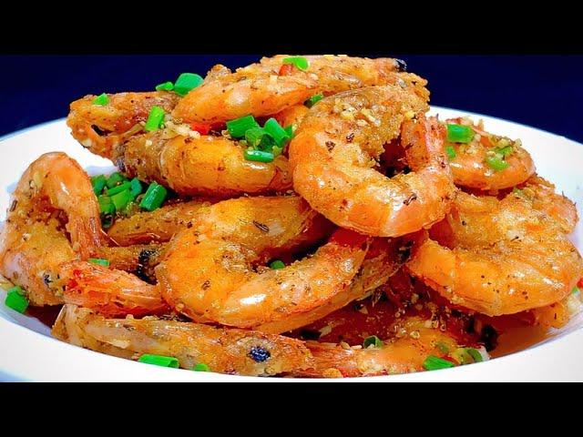 This is the delicious method of salt and pepper prawns. The method is simple, crispy on the outside