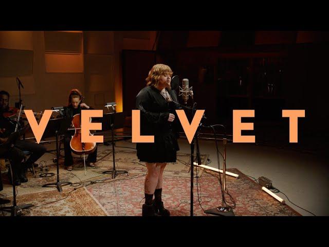 MaKenzie - Velvet (Live at EastWest Studios)