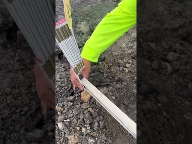 How we set up sidewalk using survey offsets/hubs #concrete #construction