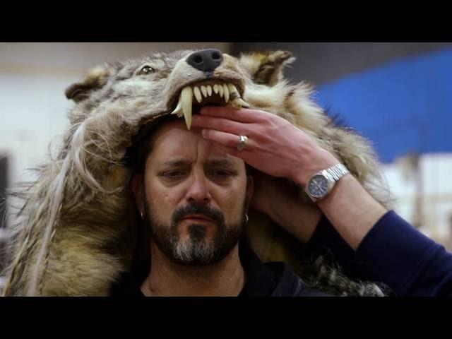 Warcraft - Thundergod Chris Metzen on Set | official featurette (2016)