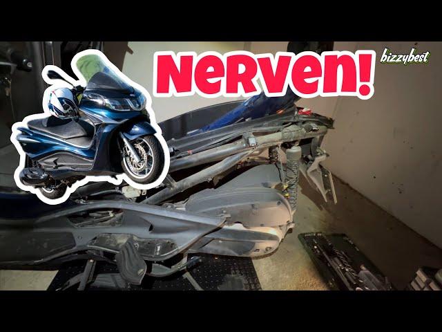 Piaggio X10 350ccm - Verkleidung abbauen = Nervenzusammenbruch | Roller Verkleidung / Warum???