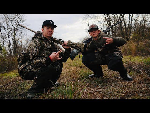 Duck hunting the PUBLIC BACKWATERS of Louisiana!