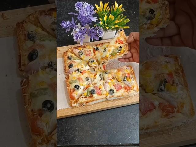 Viral bread pizza recipe #shorts #shortvideo #youtubeshorts #viralvideo #tranding #kalpanaskitchen