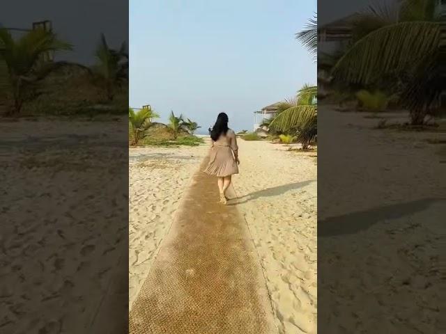 Beach Love @ Goa  | WE MUST TRAVEL at every opportunity