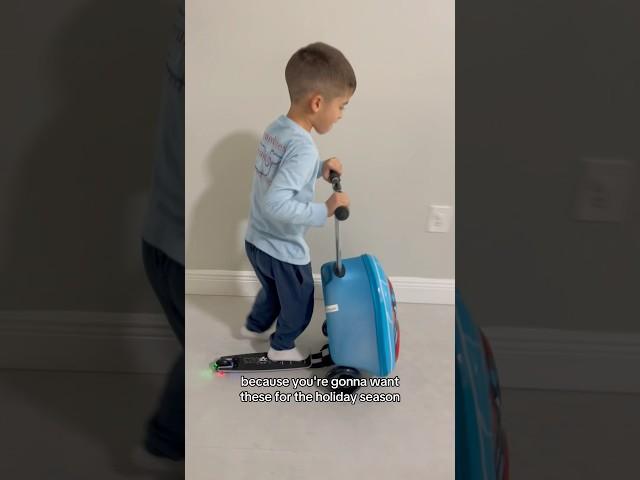 Parenting hack when traveling ️ #kidsluggage #family #travel #scooterluggage #kiddietotes #usa