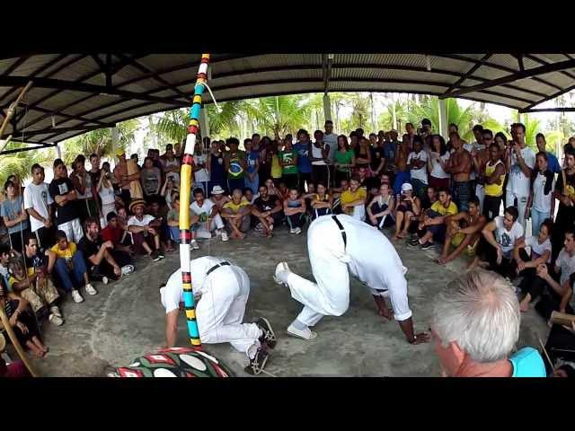 Mestre Jogo De Dentro and Mestre Cabelo [HD] Capoeira Angola Capoeirando 2012