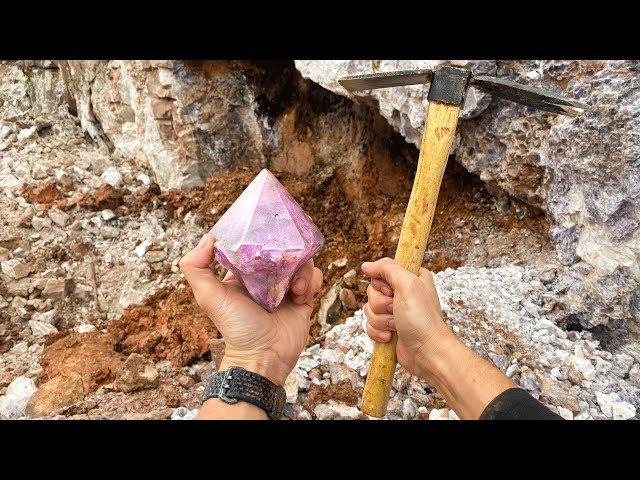 Found Super Rare Amethyst Crystal While Digging at a Private Mine! (Unbelievable Find)