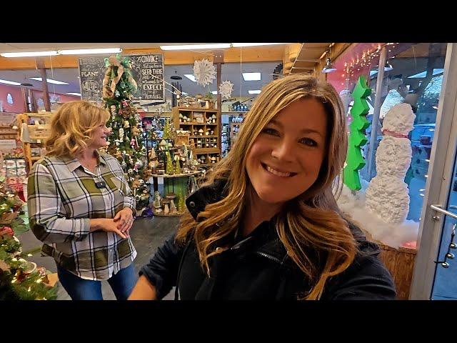 Christmas Garden Center Tour with My Mom & Me!   // Garden Answer