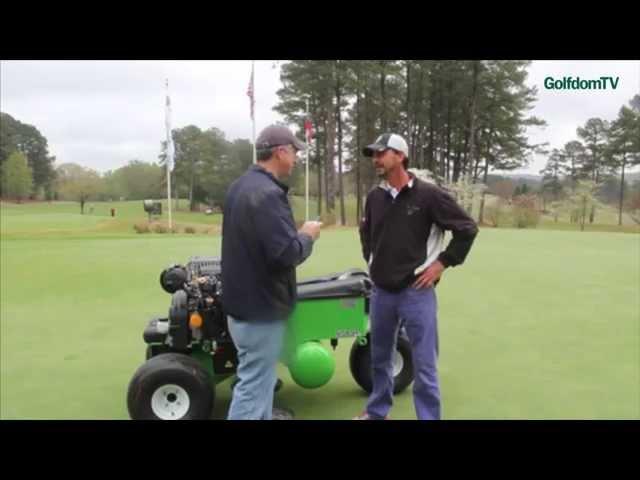 Golfdom gets Air2G2 aerator demo