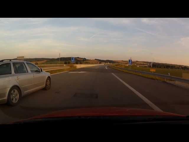 Mix ze silnic aneb někdy zůstává rozum stát (09/2013)