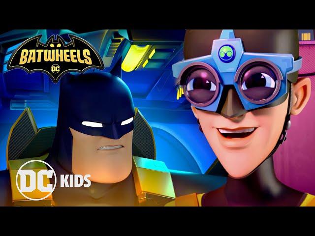 Toy CHAOS! | Batwheels | @dckids