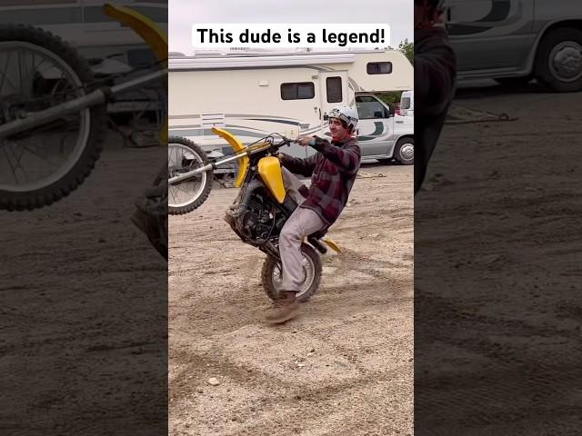 Vintage Moto Circus Act! #2stroke#motocross#dirtbike#circus#talent#iphone#fyp#viralvideo#vlog#shorts