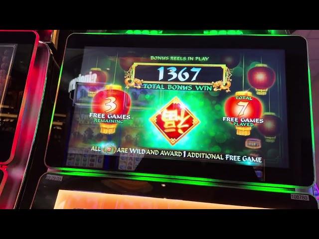 Premier during cancer treatment 24 Minutes of SLOTS in Las Vegas