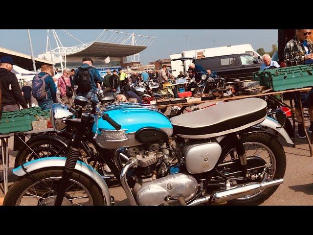 KEMPTON PARK Motorcycle Autojumble - A Walk Along Stalls Looking at Vintage & Classic Bikes For Sale