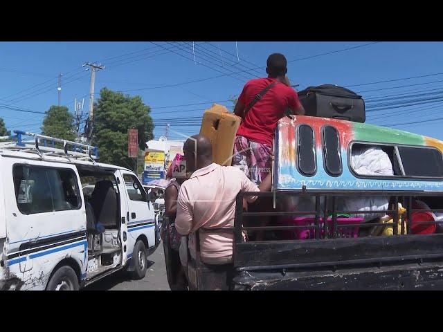 Thousands flee their homes after new attack by gangs in Haiti