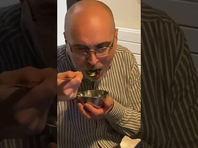 Thomas & Friends Puzzler eating a big bowl of Peas with vinegar with Bruce Bogtrotter