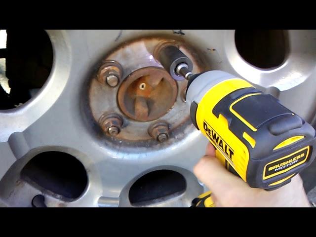 Dewalt DCF787 1/4 inch impact driver v. Civic and Navigator lug nuts