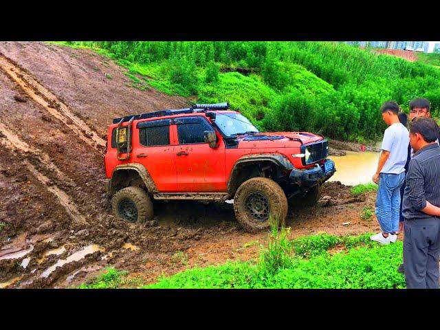 Tank 300 vs Jeep Wrangler Team Off road Driving Amazing