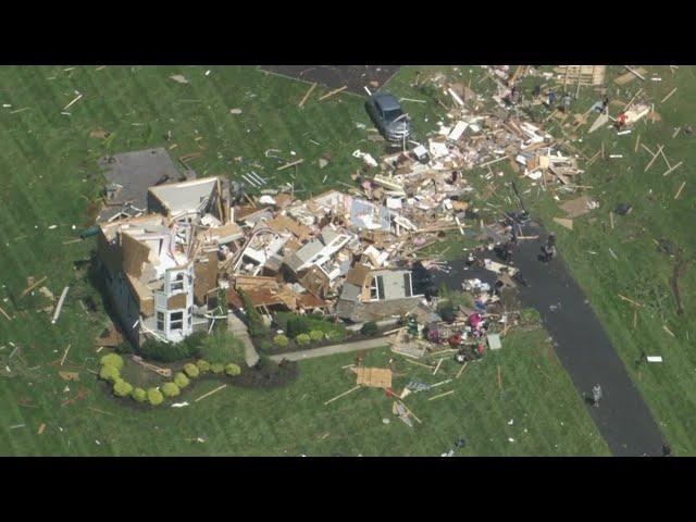 Tornado rips through homes in Mullica Hill, New Jersey