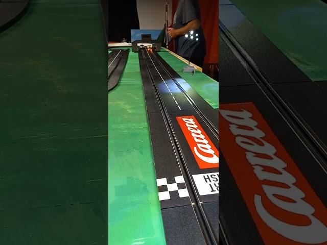 70 chevelle ss vs Porsche Gt 3 Rs (Drag Race 1/32 slot cars )