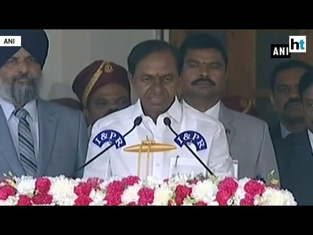 KCR takes oath as CM of Telangana for second term