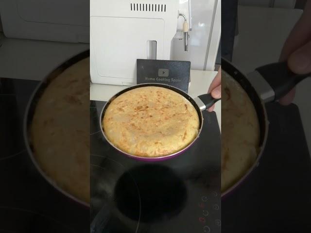 Traditional Spanish Omelette #recipevideo #spanishcuisine #spanishomelette #spanishrecipes #cooking