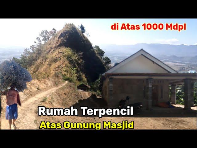 Tujuh Rumah Terpencil Atas Gunung Masjid Perbatasan Ponorogo dan Pacitan