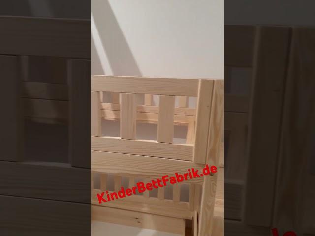 Natürliches Hochbett mit Treppe von @KinderBettFabrik  #etagenbett #kinderbettfabrik #kinderbett