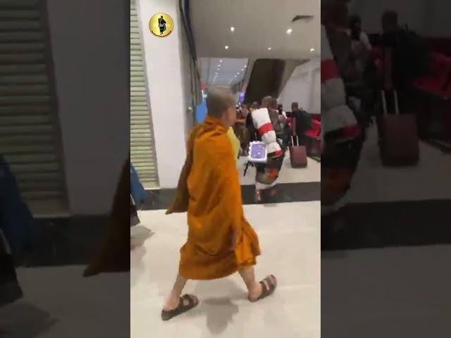 Successfully Entering Batam, Indonesia of Mendicant Monastic Journey Monk Minh Tue & Sangha #minhtue
