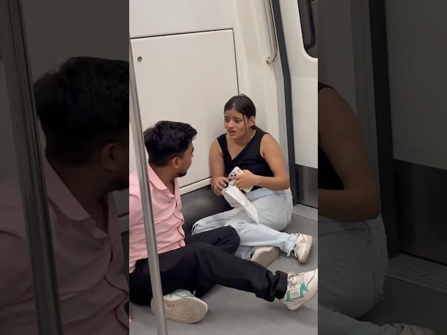 The girl fell in the metro 