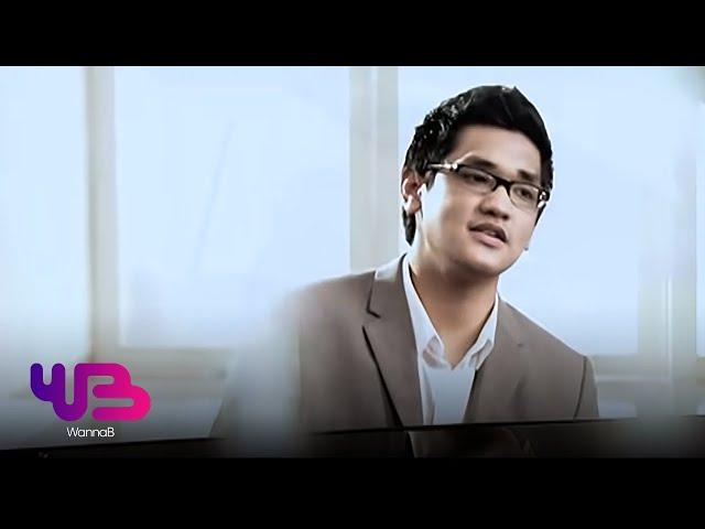 Afgan - Bukan Cinta Biasa (Official Music Video)