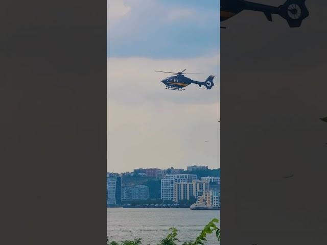 Helicopter over High Line, NYC #helicopter #highline #highlinenyc #sky #NYC #newyork #hudsonyards