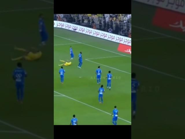 What if ronaldo scored this?(clip credits go to @AlfonsoR10