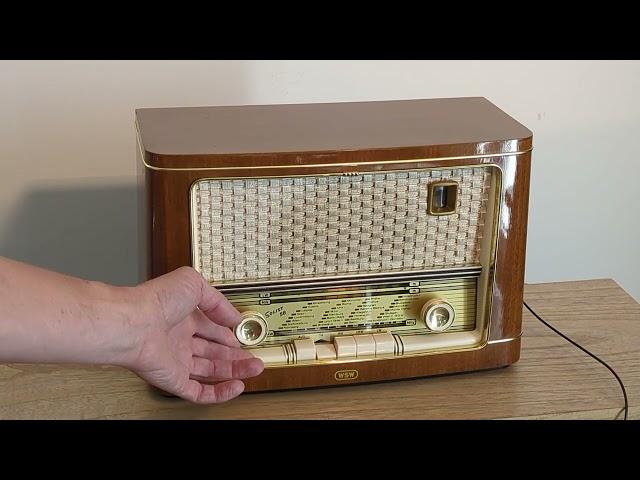 Röhrenradio Radio WSW UKW Super 582 W1957/1958 restauriert mit Bluetooth