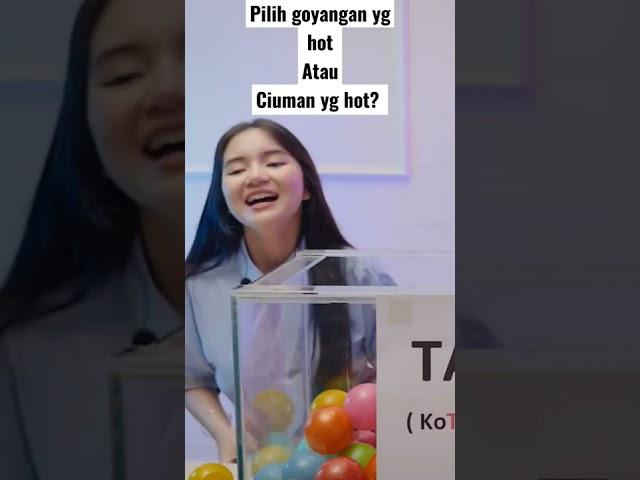 kienzy duta kolam renang "goyangan or ciuman" #kienzytiktok #tiktok #tanyajawab #shorts