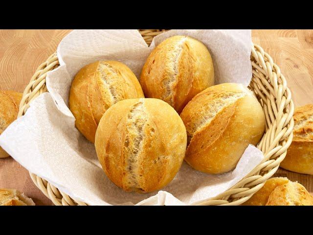 How to bake your own rolls, quickly and easily. Perfect Sunday rolls.