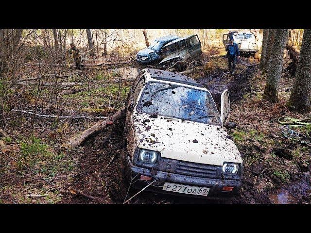 Ока 4х4 ЗАВОДИТ... джиперов в непролазное БОЛОТО! Жёсткий гряземес. УАЗ пасует! Самодельный вездеход