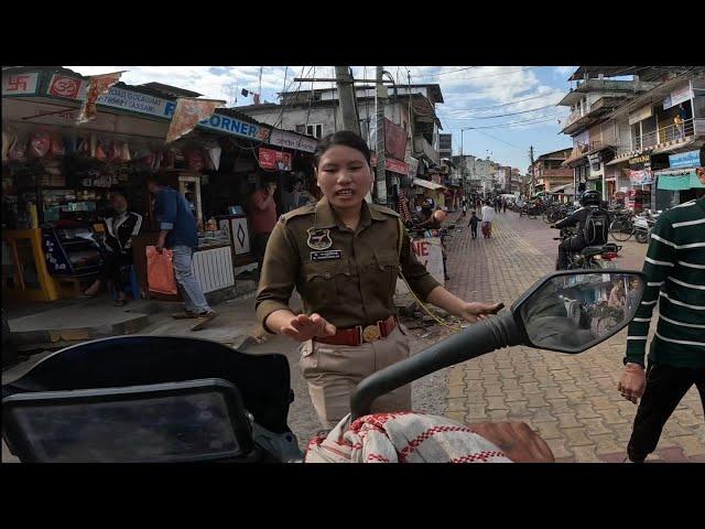 Assam lady police  Help mangni padi